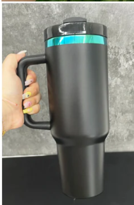 USA RTS 💚40oz Dark Green Ombre Underneath Powder Coat H2.0 Quencher Tumblers the Green Chroma for Laser Engraving
