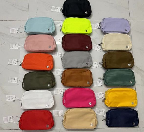 Lulu Belt Bags 100pcs &  Lulu Dual Pouch 50pcs