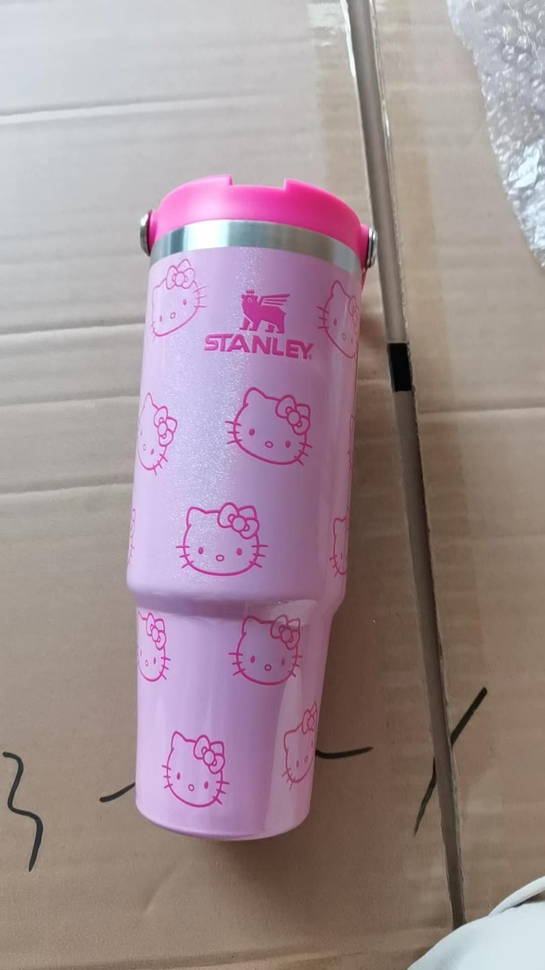 25pcs 30oz & 25pcs 20oz Hello Kitty Stanley Matte macaron colors flip straw school tumblers