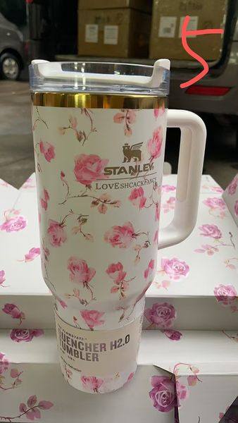 40oz Gold Plate Love Shack Fancy H2.0 Flower Stanleys Quencher Tumblers