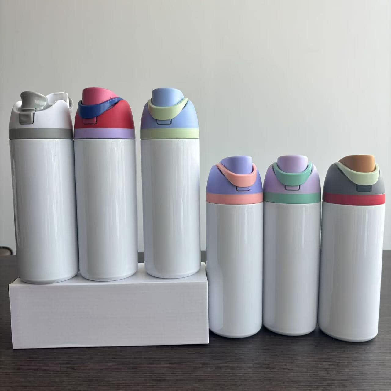 25pcs 24oz Sublimation Flip Straw Lid Insulated Stainless Steel Sports Owala Style War Bottle & 25pcs 16oz sublimation Christmas satinless cans & 30pcs lids