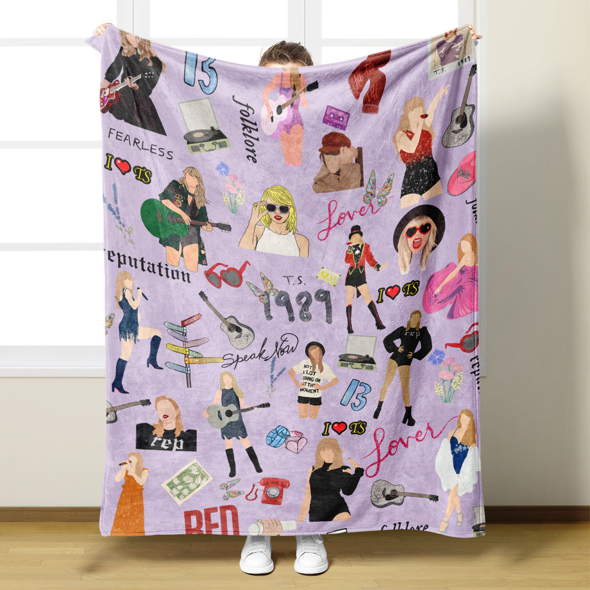 10pcs Taylor blankets (150*130cm) & 15 sets pajamas by air