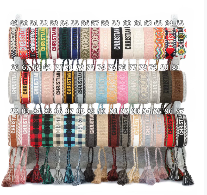 50pcs Letter braided bracelet, hand-embroidered chain & 50pcs bag chain & 1pc LV bag