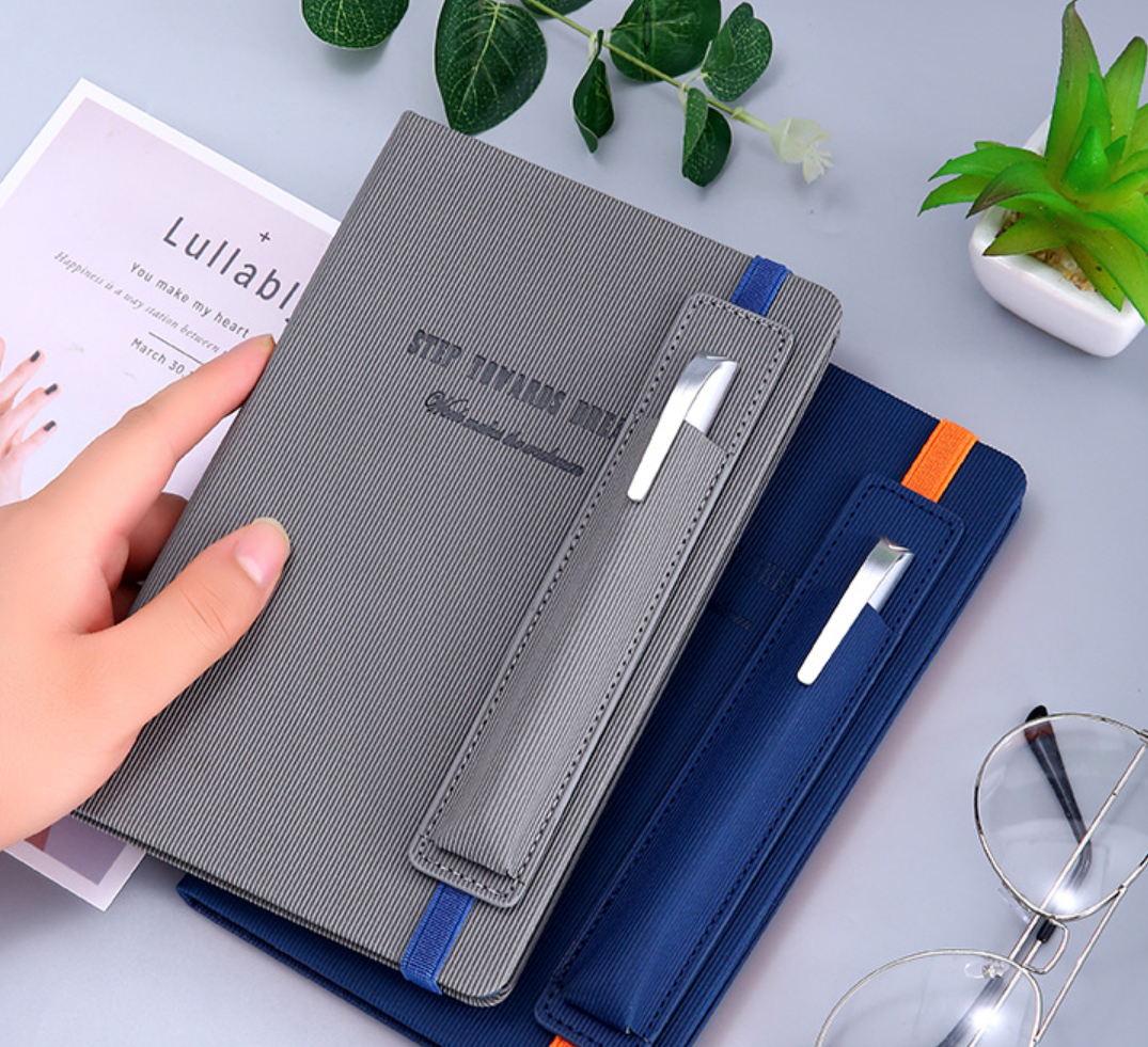 231packs Luxury A5 size 148mm*210mm notebook PU leather with pen holder